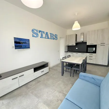 Lux Stars Lägenhet